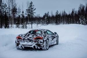 Vacanța de iarnă cu McLaren la Polul Nord McLaren_570S_CET-269-002-300x200