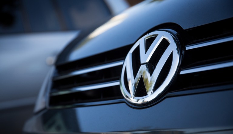 Volkswagen devine liderul producătorilor mondiali