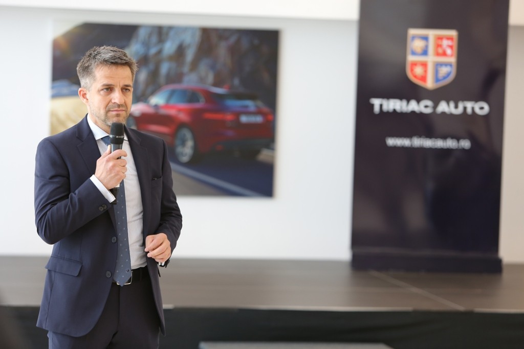 Daniel-Antor-CEO-Tiriac-Auto_1-1024x683 Țiriac Auto deschide primul showroom Jaguar Land Rover din România aliniat la noile standardele de design ale celor două mărci