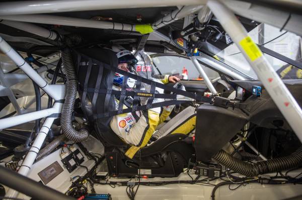 Pregatire pentru Nürburgring 24h - Trei BMW M6 GT3 isi asigura pozitii de top in cursa de calificare P90300964-lowRes