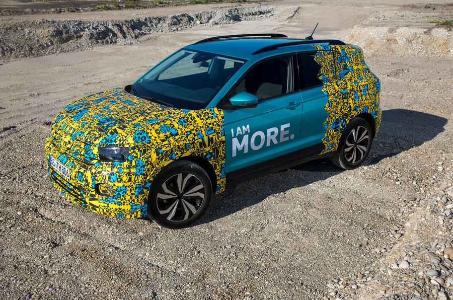 t-cross-lateral Primele imagini cu viitorul SUV Volkswagen T-Cross