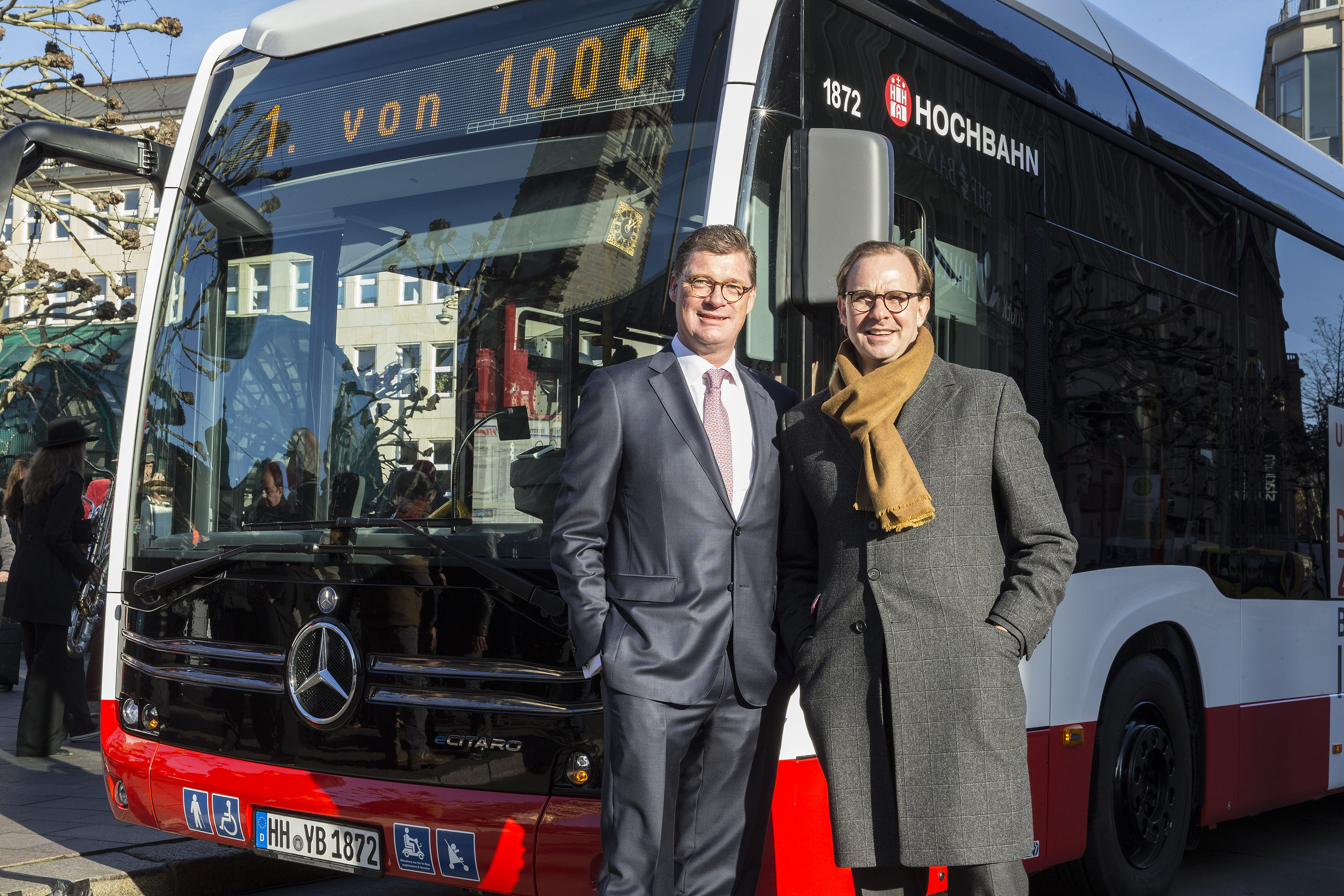 Mercedes-Benz-eCitaro-Hochbahn-AG-Hamburg-3 Mercedes-Benz a livrat primul autobuz 100% electric