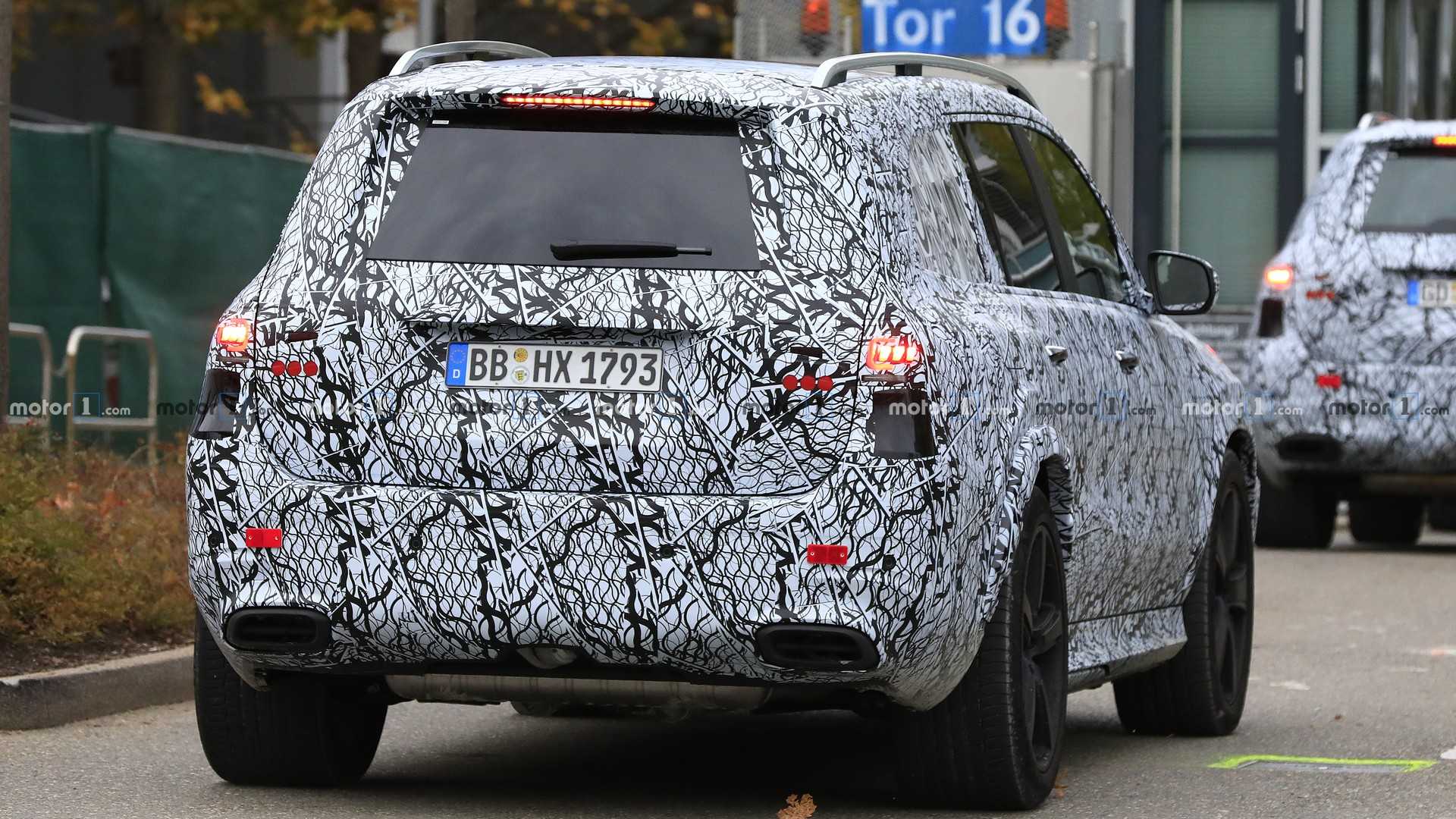 mercedes-maybach-gls-spy-phoo Mercedes-Maybach GLS apare pentru prima data in imagini spion