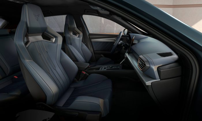 CUPRA-Formentor-a-unique-concept-car-for-a-special-brand_13_HQ-700x420 Primul Cupra 100% este un crossover: Formentor
