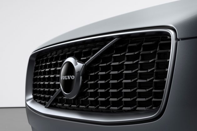 Volvo-XC90_4-630x420 Volvo XC90 se innoieste