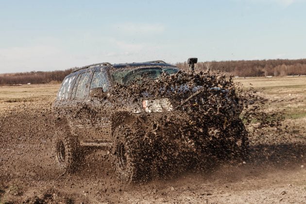 B.A.O.-Photographer-107-of-178-630x420 Probabil cel mai tare Jeep Grand Cherokee WJ din Europa!
