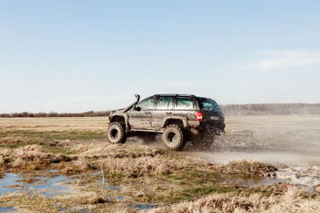 B.A.O.-Photographer-98-of-178-630x420 Probabil cel mai tare Jeep Grand Cherokee WJ din Europa!