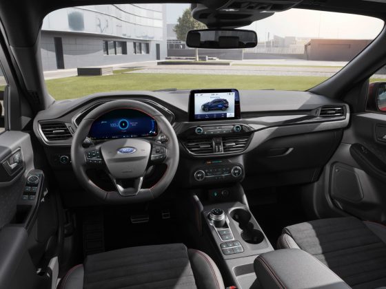 Ford-Kuga-11-560x420 Ford Kuga primeste o noua generatie. Sculpturala si electrificata!