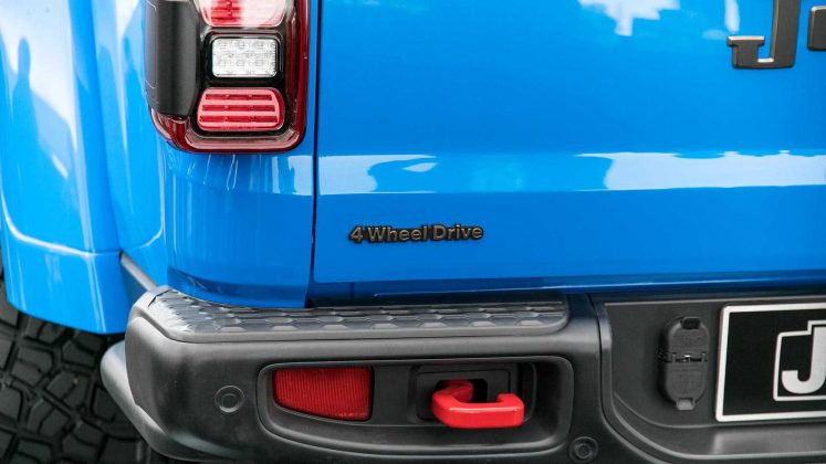 jeep-j6-concept-6-747x420 Jeep Easter Safari 2019: 6 concepte pentru Gladiator