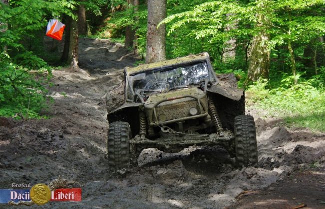 Trofeul-Dacii-Liberi-4-651x420 Trofeul Dacii Liberi, intrecere sub semnul naturii si istoriei
