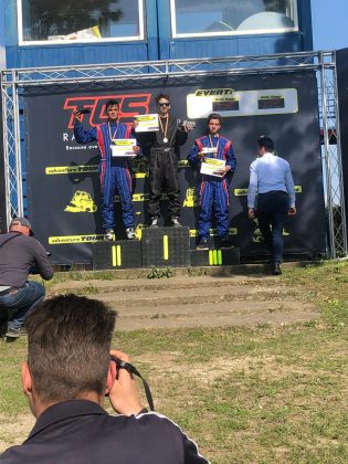 WhatsApp-Image-2019-05-13-at-13.20.59-2-315x420 36 de piloti la start in Campionatul National de Rally Cross