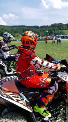 WhatsApp-Image-2019-06-26-at-23.05.39-1-236x420 Sebastian Bodea, poveste de la Endurocross Moreni
