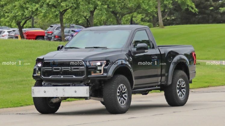 pick-up-Ford-Bronco-747x420 Pick-up derivat din Ford Bronco? Asa se pare!