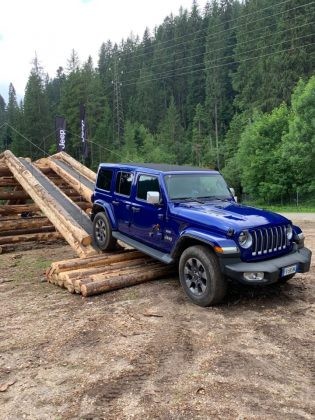 66415390_445723259600524_7039661709807583232_n-315x420 Gladiator este vedeta Camp Jeep 2019