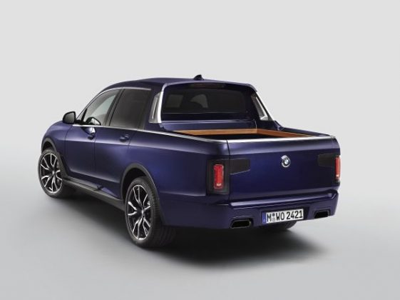P90357087_lowRes_the-bmw-x7-pickup-07-561x420 X7 Pickup! BMW se joaca sau are ganduri mari?