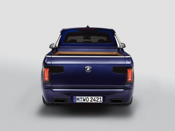 P90357098_lowRes_the-bmw-x7-pickup-07-561x420 X7 Pickup! BMW se joaca sau are ganduri mari?