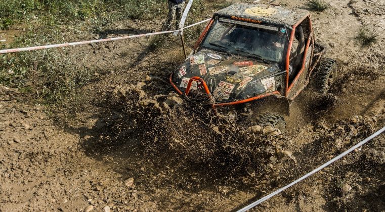 m2-761x420 Campionatul National de Off Road ajunge la Targoviste