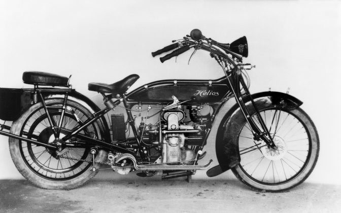 istorie-9-672x420 Istorie: 100 de ani de motoare boxer BMW