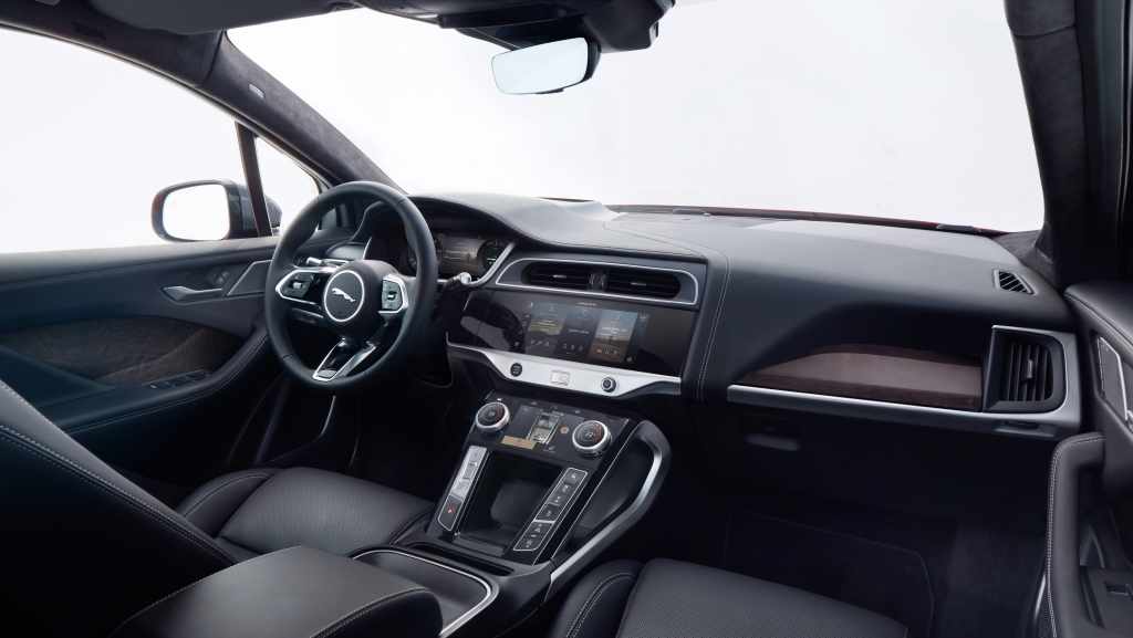 Jag_I-PACE_21MY_Interior I-PACE, mai inteligent, conectat si mai rapid de incarcat