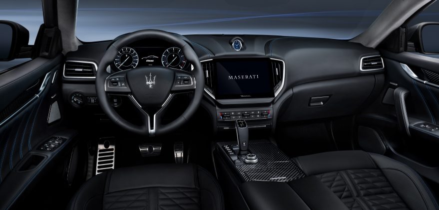17_Maserati_Ghibli_Hybrid-879x420 Ghibli Hybrid, premiera pentru istoria Maserati
