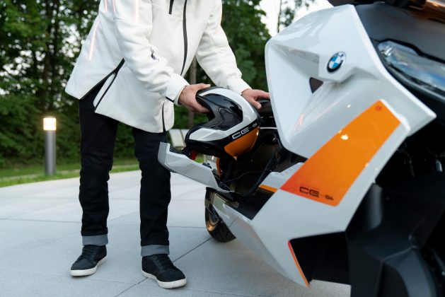 BMW-Motorrad-Definition-CE-04-6-629x420 BMW Motorrad Definition CE 04: Mobilitate urbană cu stil