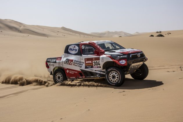 Toyota-Gazoo-Racing-4-630x420 Toyota Gazoo Racing, cu 4 Hilux V8 la Dakar 2021