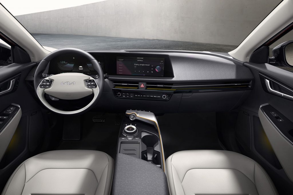 Kia-EV-6-interior-1-1024x683 Kia EV 6, filosofia de design a primului EV