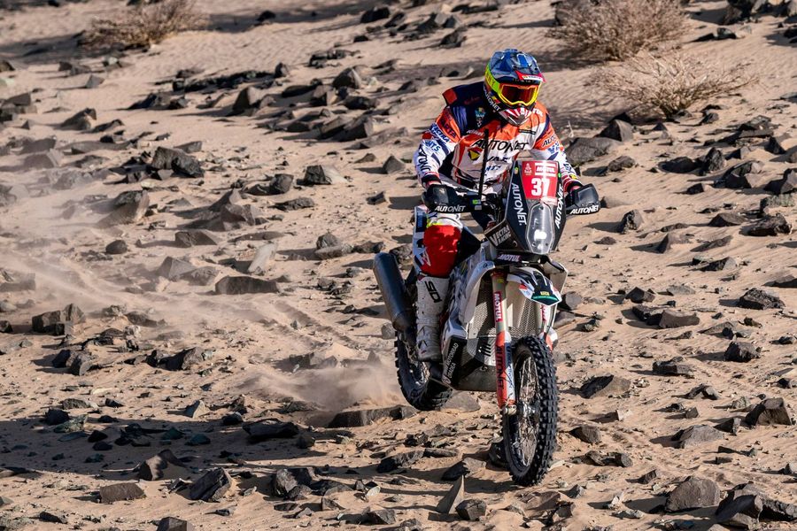 Dakar-2022-Mani-Gyenes-etapa-8 Dakar 2022: Mihai Ban - Cheloo și Iacob Ilie - Tudor Turdean, cea mai bună prestație la actuala ediție. Sunderland redevine lider