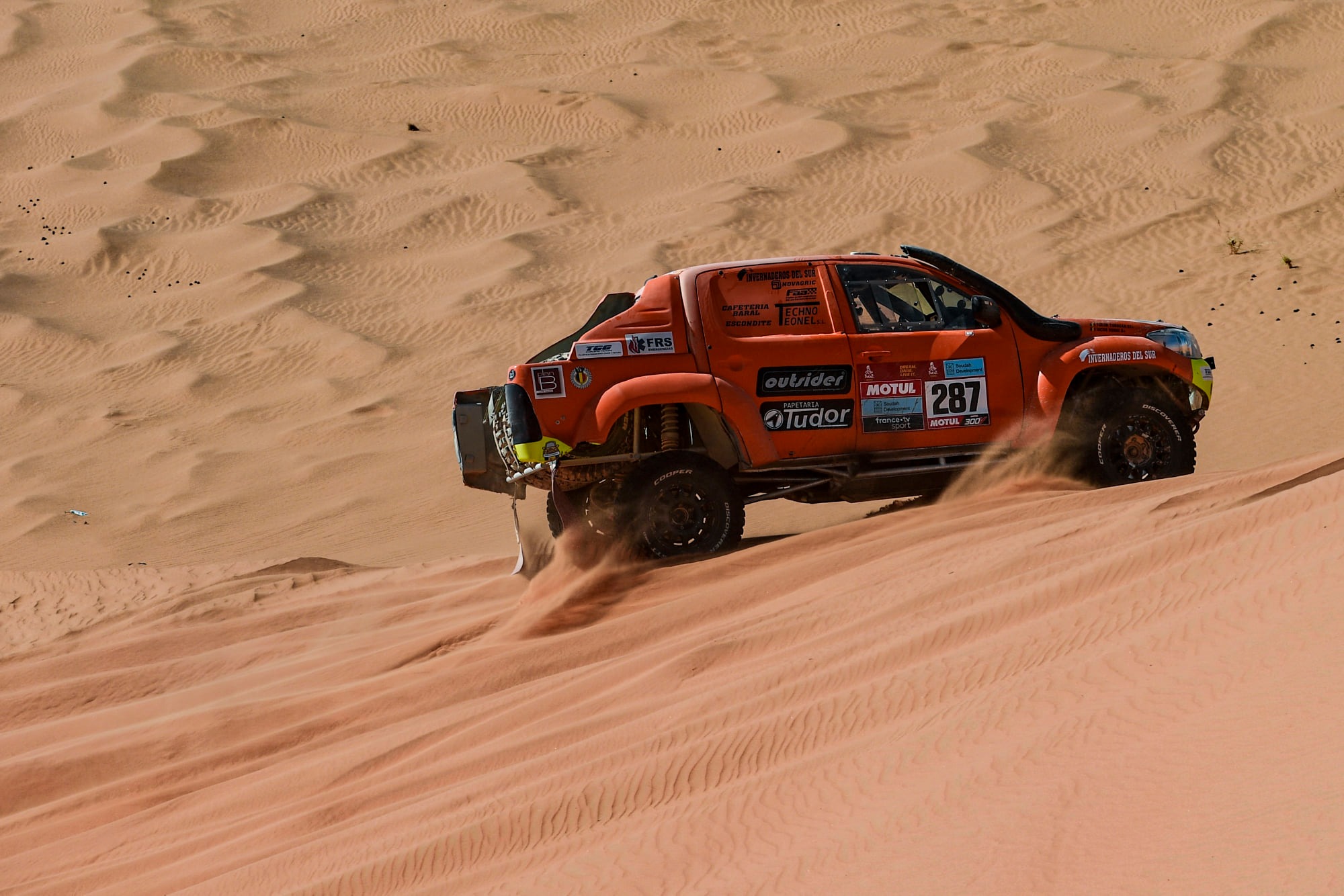 Dakar 2022: Triumf pentru Al-Attiyah și Sunderland. Mihai Ban / Cheloo și Iacob Buhai / Tudor Turdean între cei mai buni debutanți la auto. Mani Gyenes pe 5 la Malle Moto Iacob-Tudor-Dakar-2022