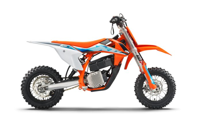 KTM-SX-E3-4-685x420 KTM  isi mareste gama E-MINI cu KTM SX-E 3