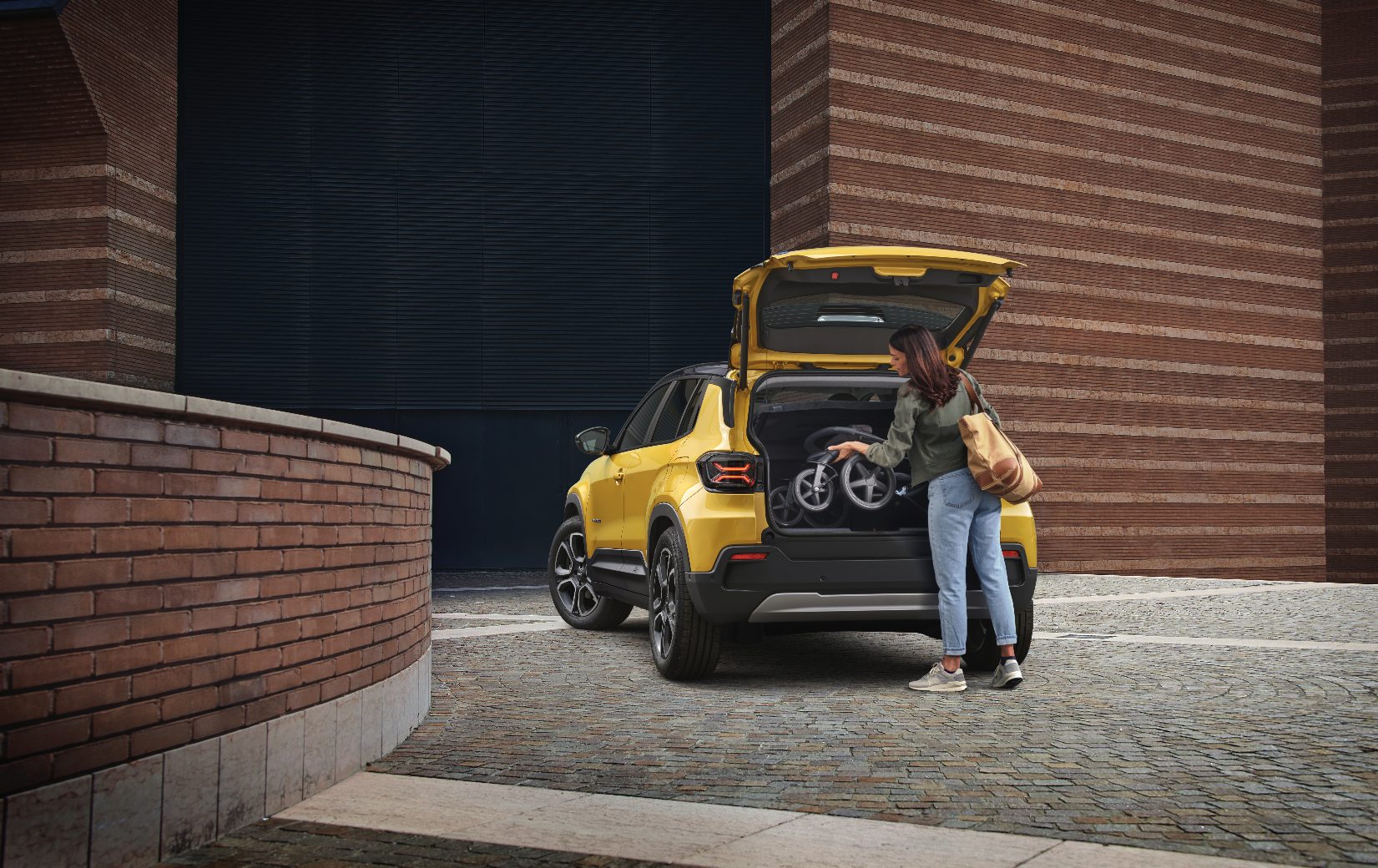 Noul Jeep Avenger a fost dezvăluit la Paris, primul SUV complet electric al mărcii Jeep Captură-de-ecran-din-2022-10-17-la-09.43.28