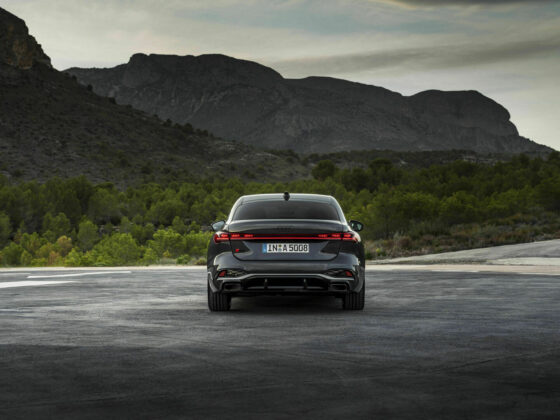 Audi-a5-sedan-spate-560x420 Noile modele Audi A5: Sportivitate modernă și proporții premium