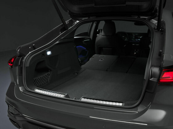 interior-a5-560x420 Noile modele Audi A5: Sportivitate modernă și proporții premium