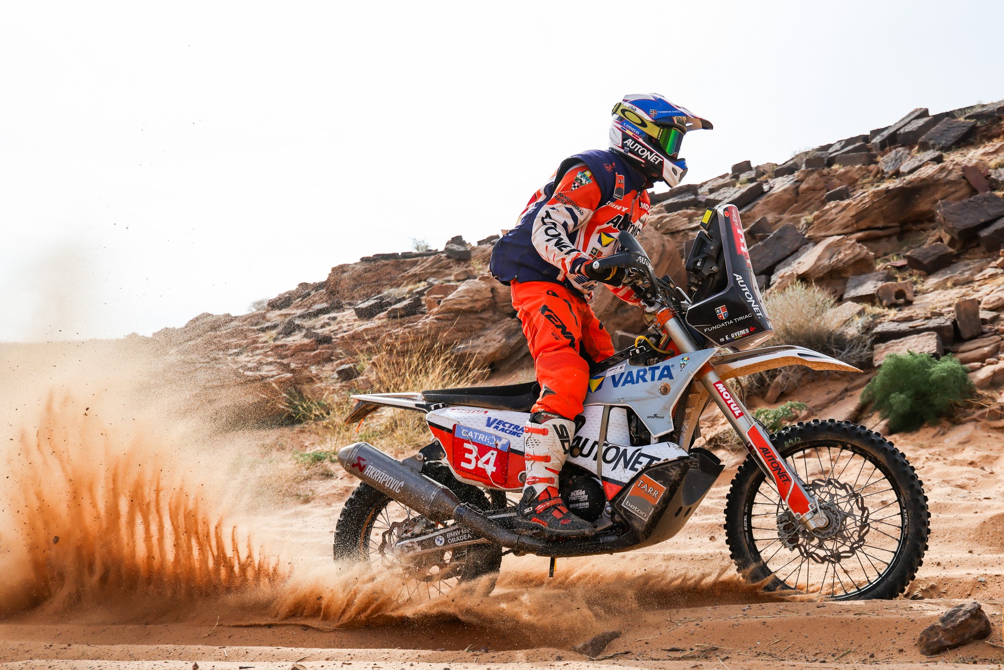 mani-gyenes-dakar-2025 Mani Gyenes conduce clasamentul în clasa Original by Motul la Raliul Dakar 2025